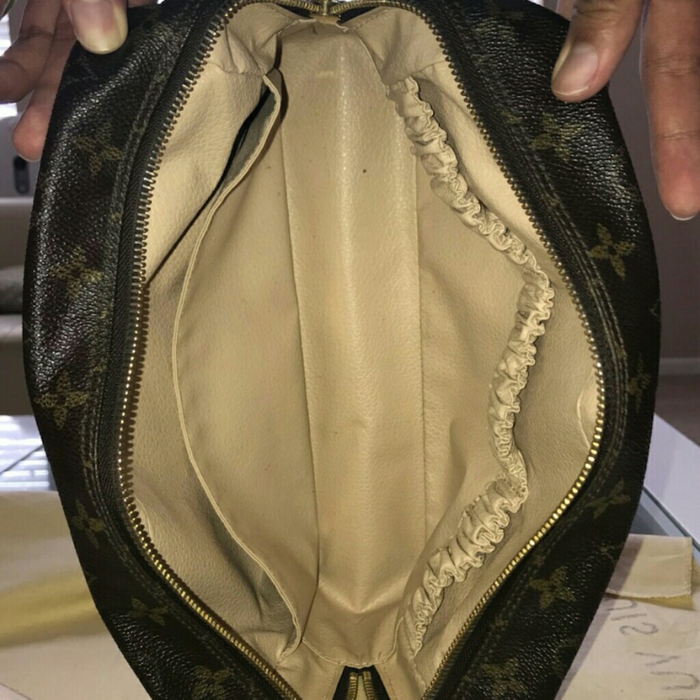 Louis Vuitton troussetoillet cosmetic pouch - Picture 7 of 8